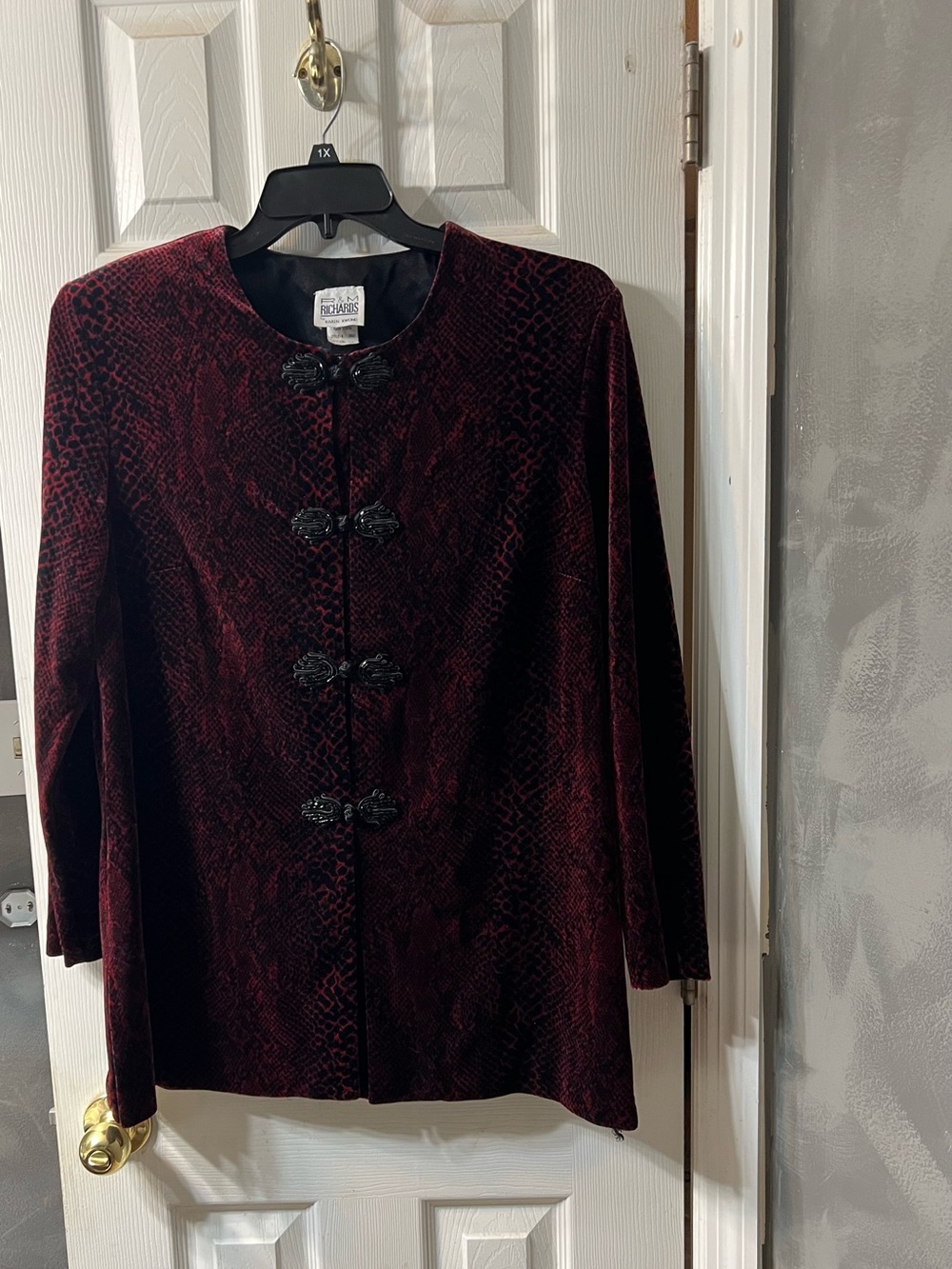 Vintage R&M Richards Karen Kwong Red Snakeskin Velvet Jacket Size 16 Gothic